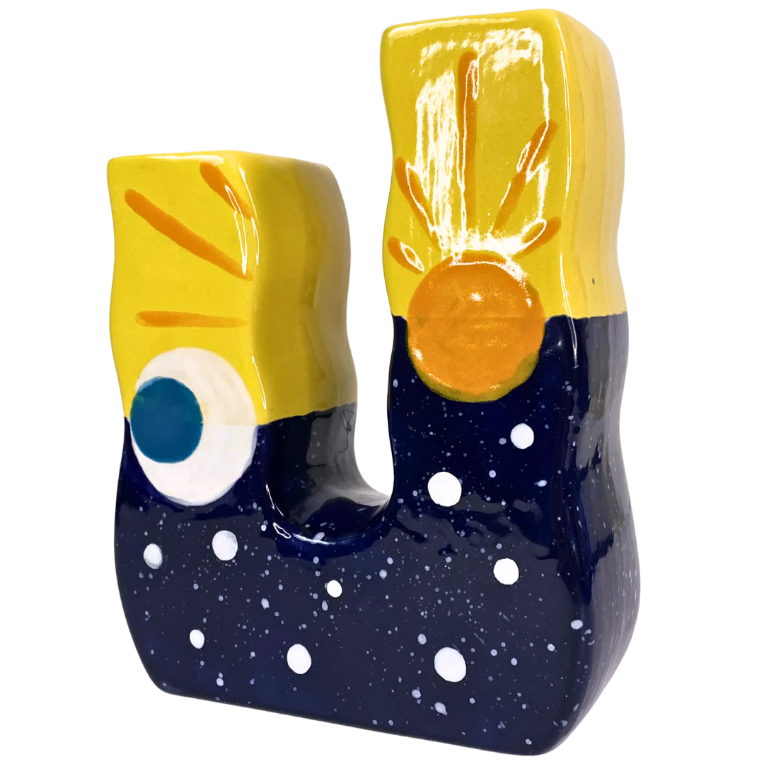 🌙 Double Squiggle Vase